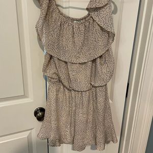NWT! super CUTE romper. never worn!